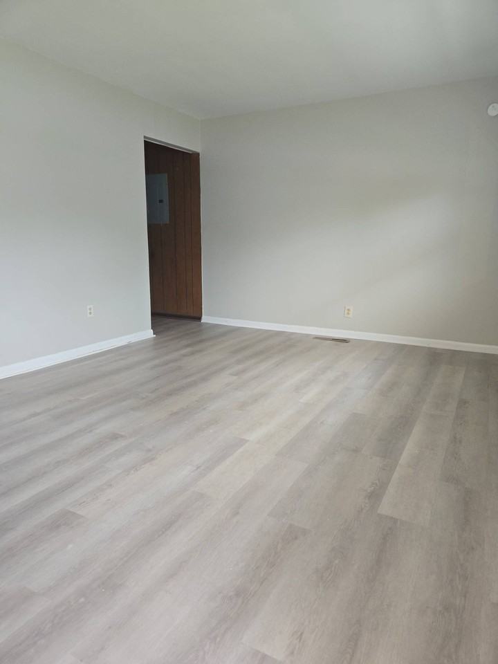 3912 N Webster Ave #1 - Photo 5 of 15