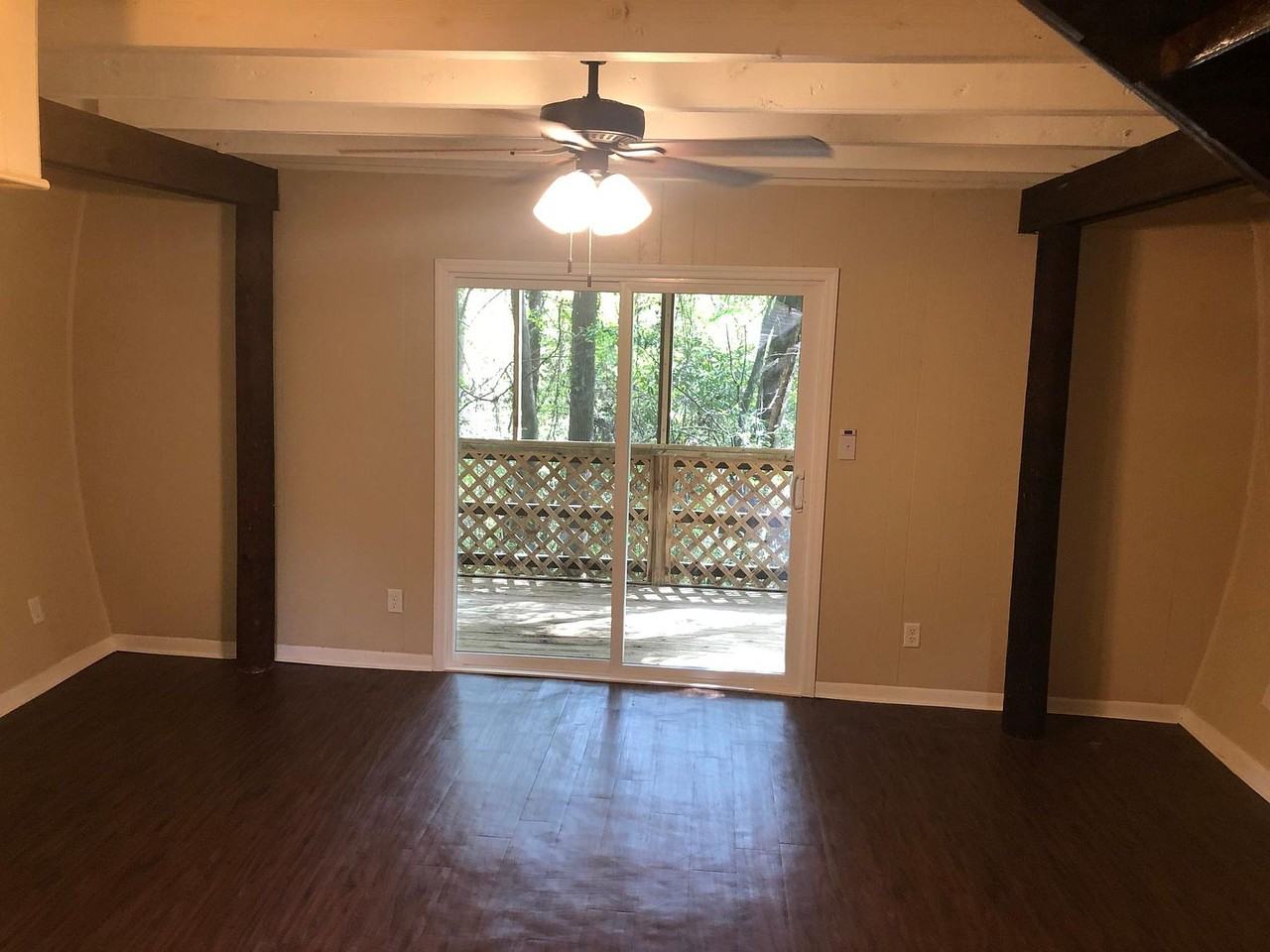2464 Dundee Dr #2464 - Photo 6 of 7
