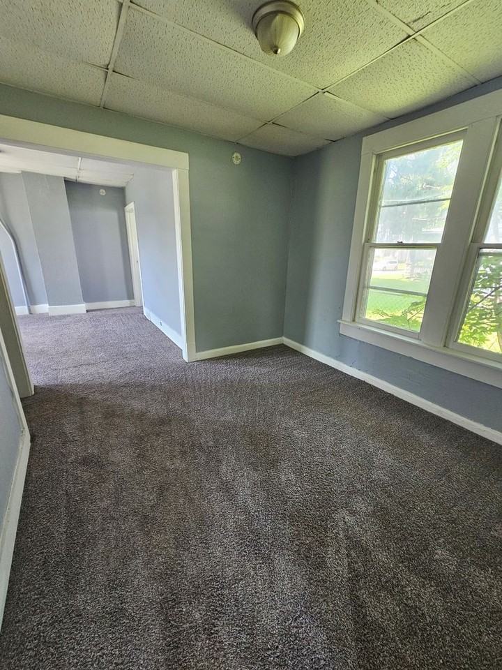2947 13th Ave. - Photo 7 of 30