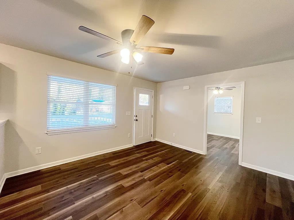 224 Alameda St #1 - Photo 4 of 21