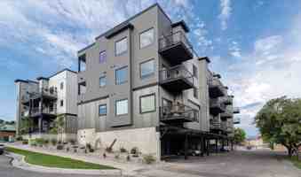 featured image of 209 Hickory St