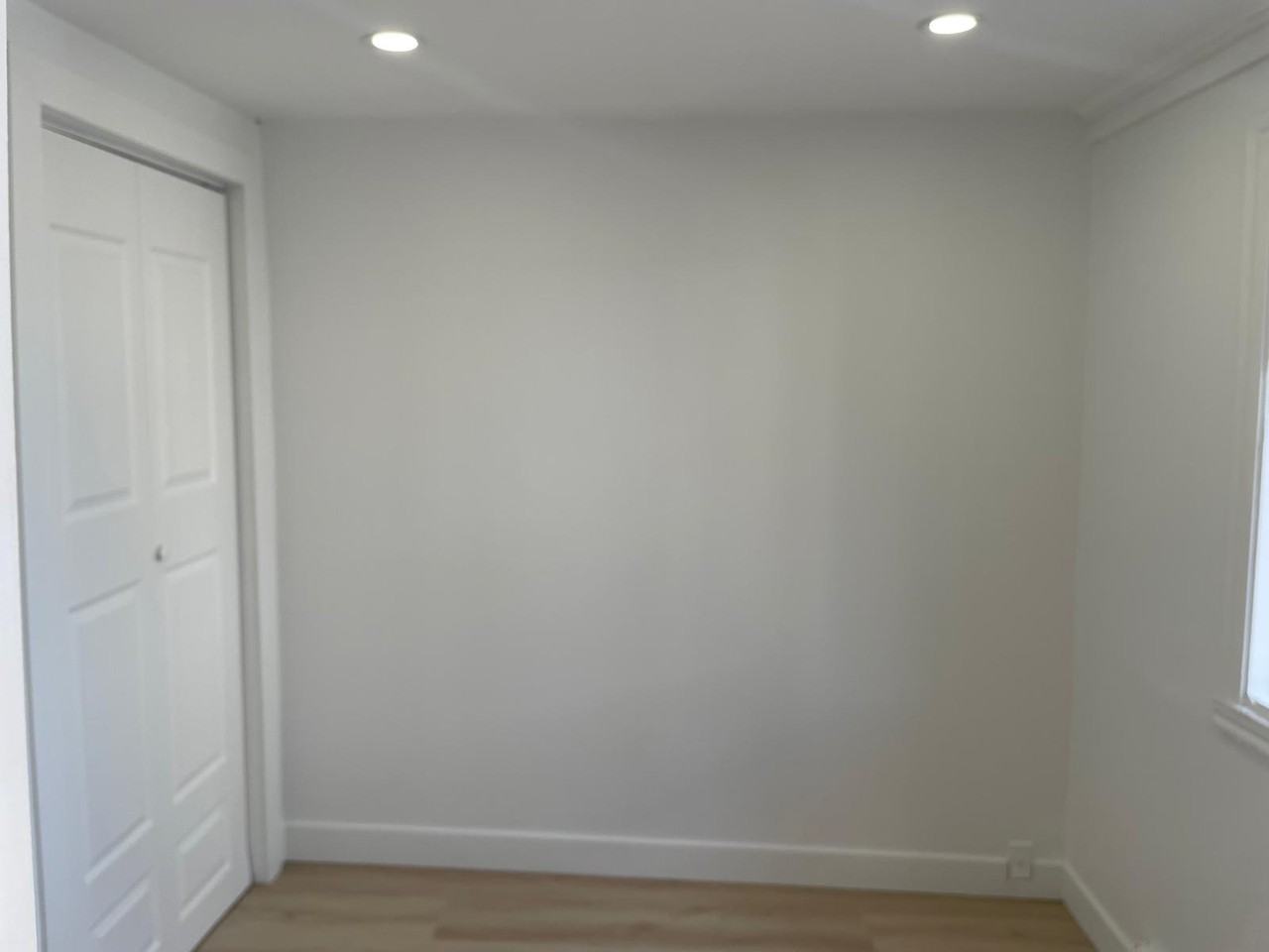 208 Rue Charron - Photo 4 of 8