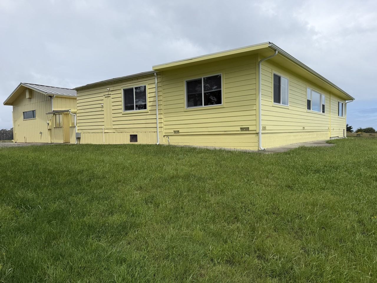 2421 Table Bluff Rd #1 - Photo 5 of 50