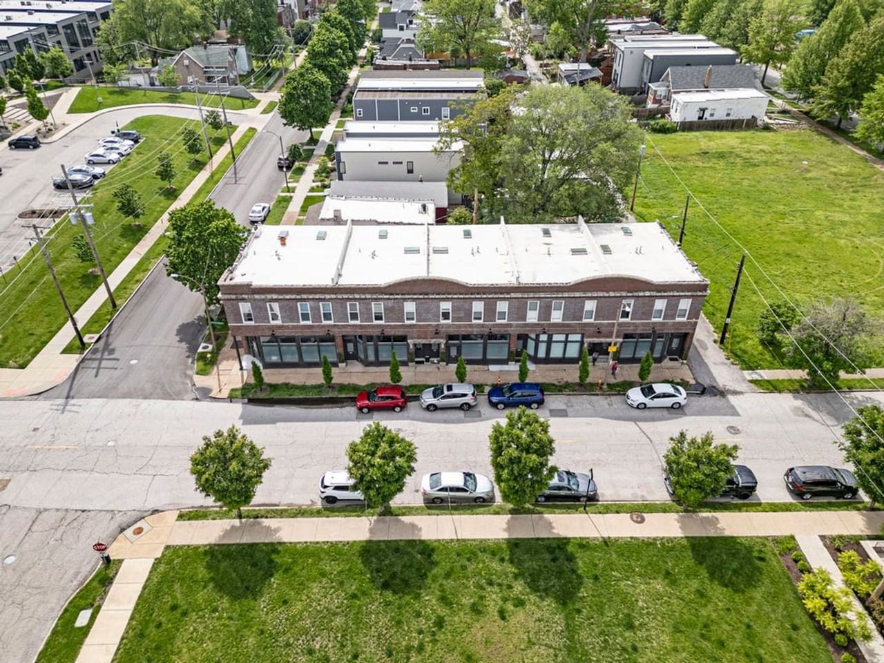 1417-33 Tower Grove - Photo 3 of 10