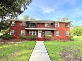 featured image of 51 Columbus Dr #1