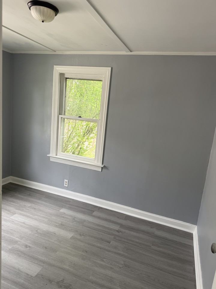 950 Riverview St Nw #1 - Photo 5 of 7