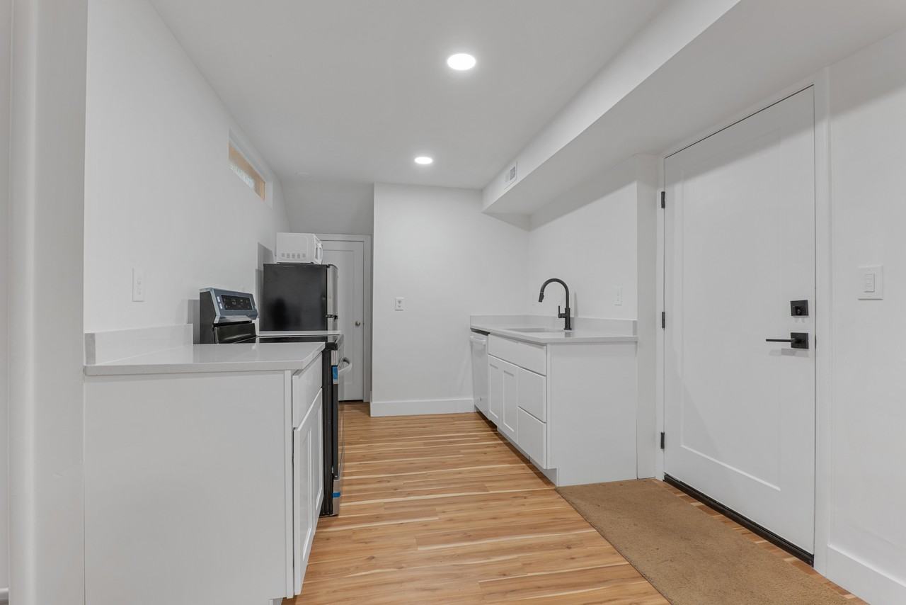 1543 Binford St #1 - Photo 2 of 24