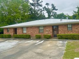 featured image of 4022 Camellia Dr #1