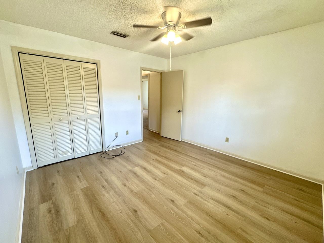 4022 Camellia Dr #1 - Photo 5 of 11