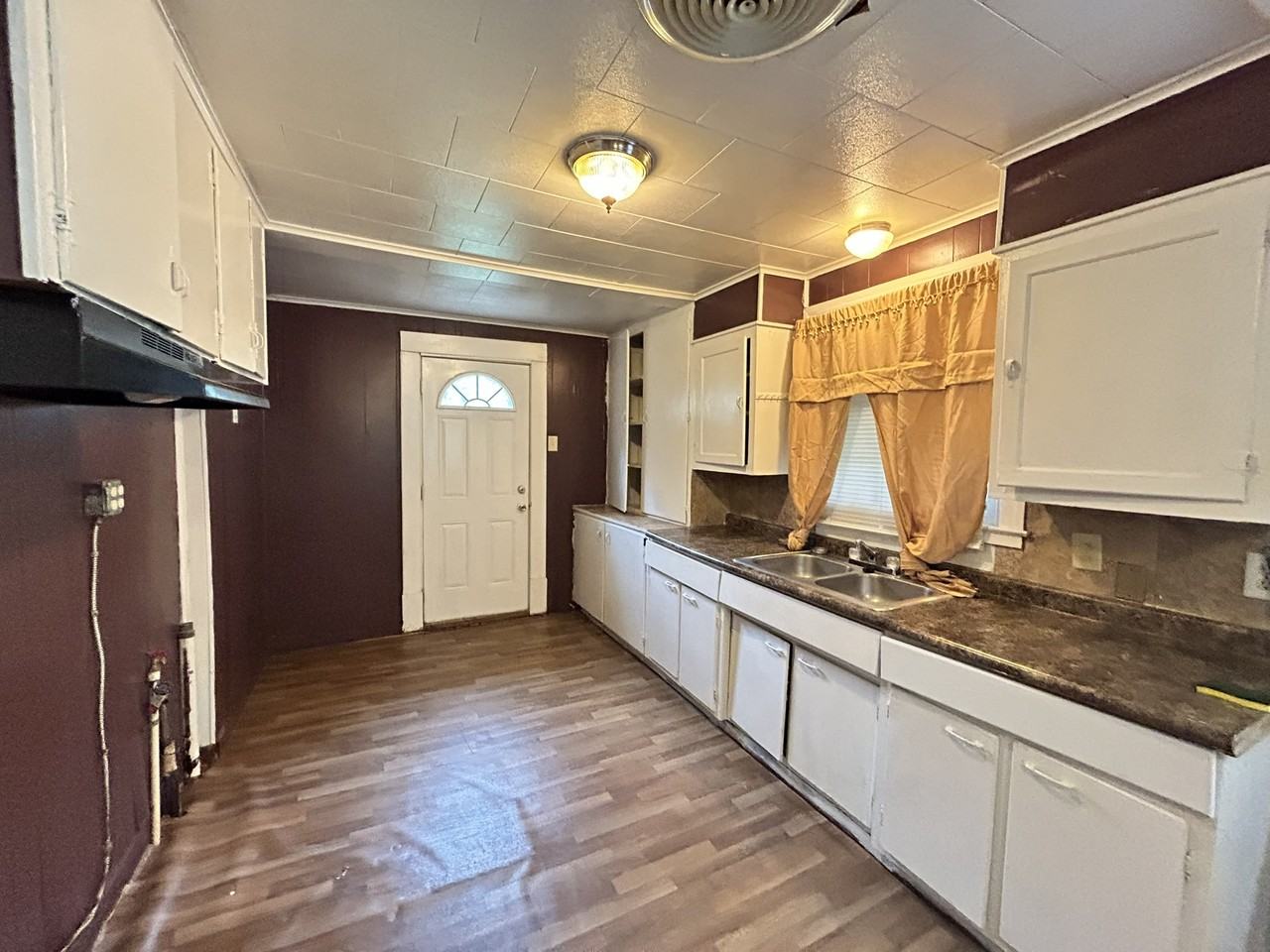 1807 W 27th Ave #1 - Photo 6 of 12