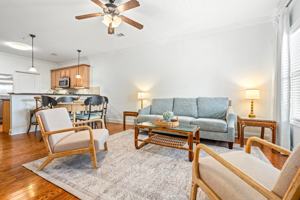 featured image of 836 W Glenn Ave #212