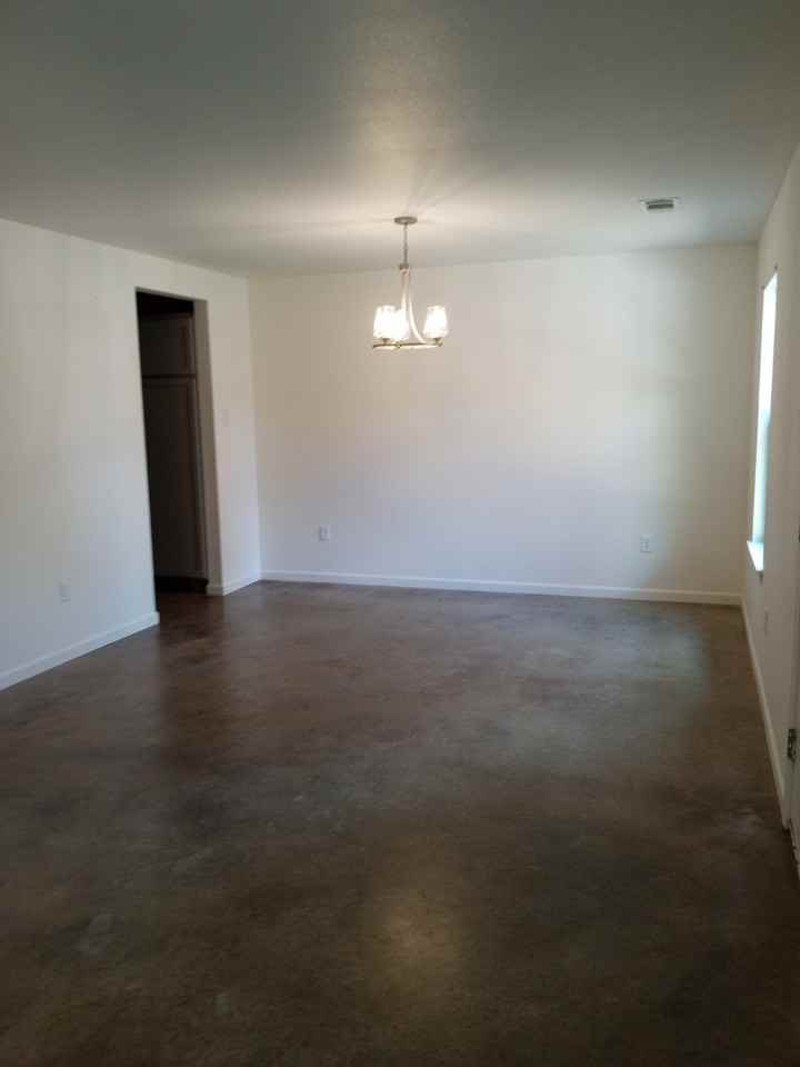 8 Tupelo St #B - Photo 4 of 25