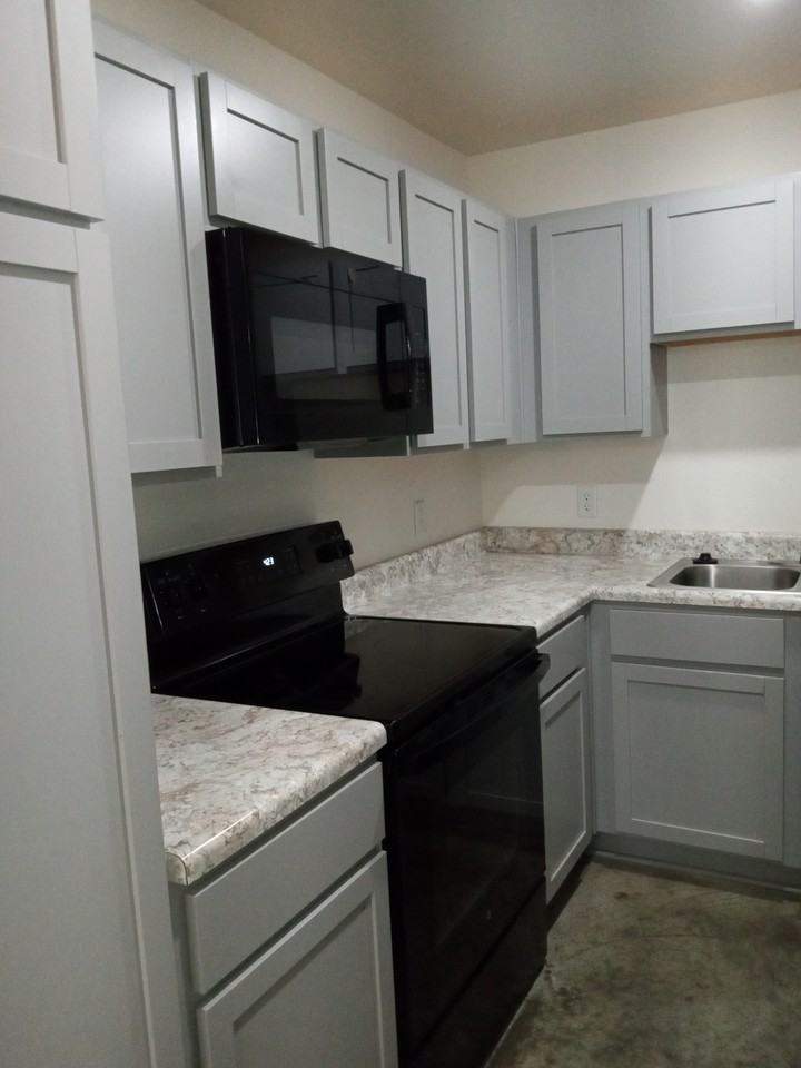 8 Tupelo St #A - Photo 5 of 26