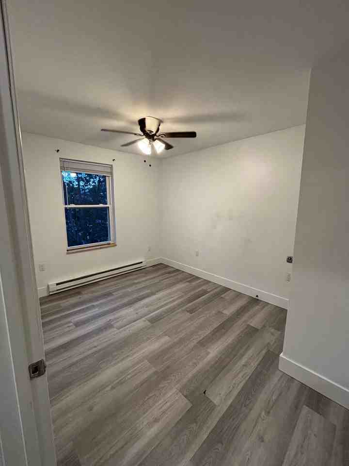 107 Center St #1 - Photo 3 of 7