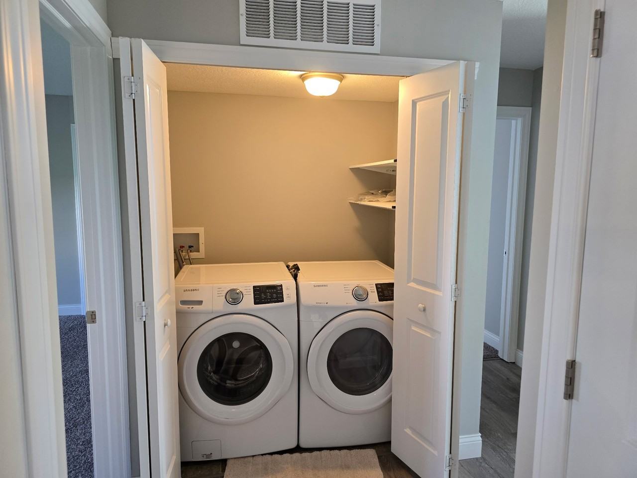 604 Cumberland Meadows Cir #1 - Photo 4 of 10
