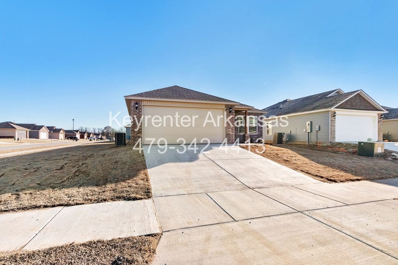 846 E Sparrow Cir - Photo 3 of 30