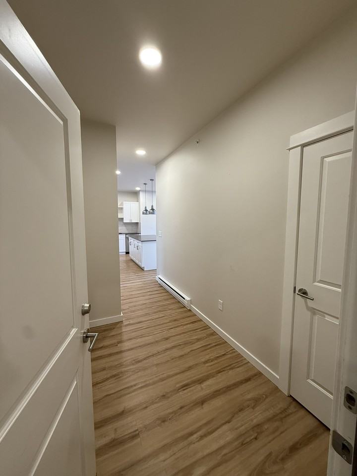 2222C Willow DriveApt 53 #1 - Photo 3 of 26