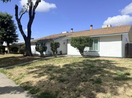 featured image of 3219 Denver Ave