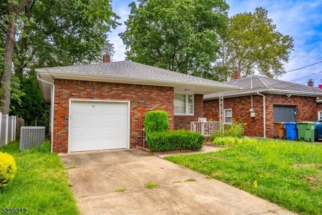 11 Princeton RoadLINDEN #11PR - Photo 3 of 24