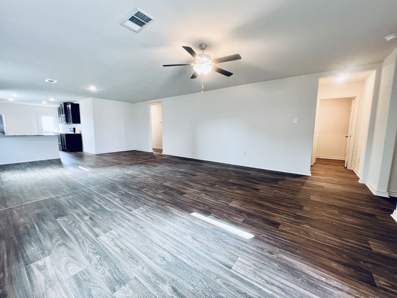 520 Locksley Cv #1 - Photo 6 of 22