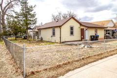 621 E 7th St #1 - Photo 1 of 1