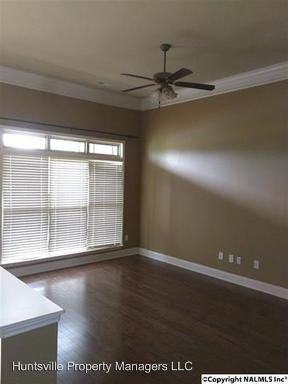 306 Waterdance Dr - Photo 3 of 31