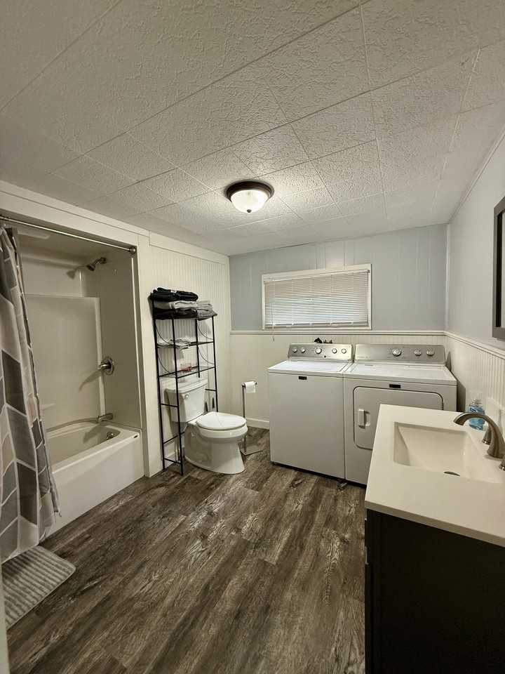 700 Kent St #1 - Photo 6 of 13