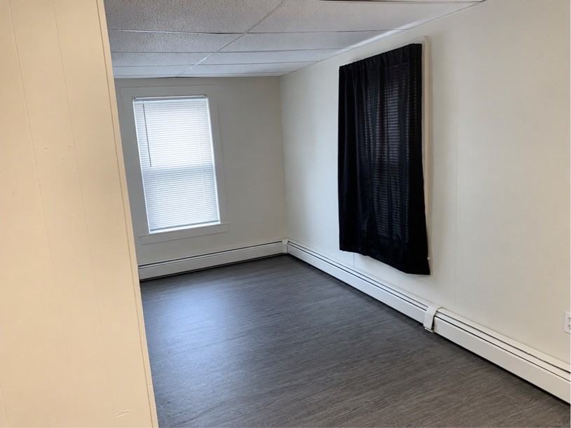 524 Water St #D - Photo 6 of 7