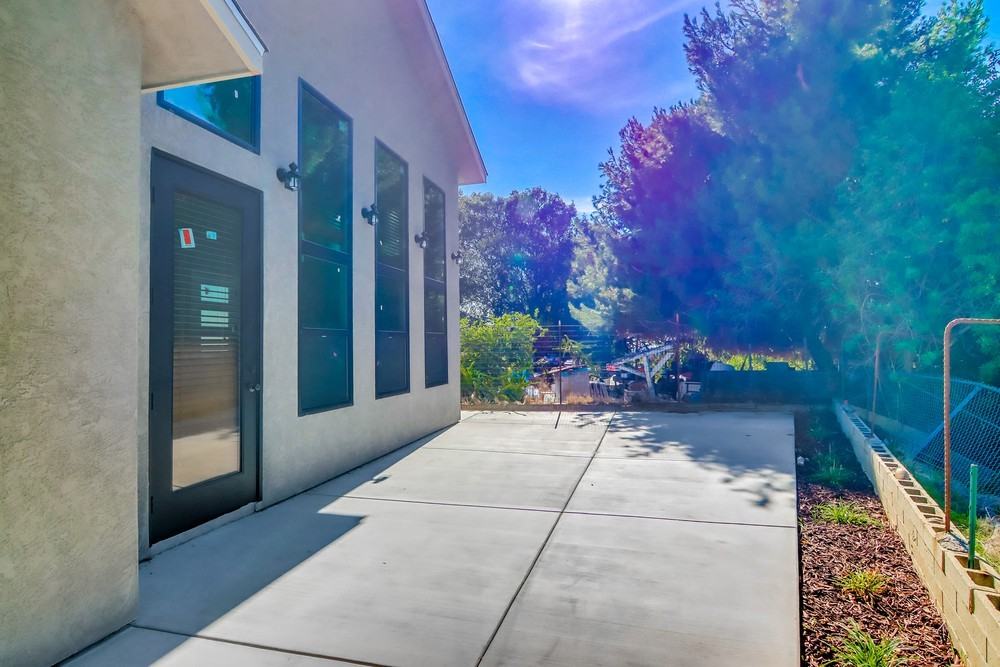 3336 Altadena Ave #1 - Photo 5 of 27