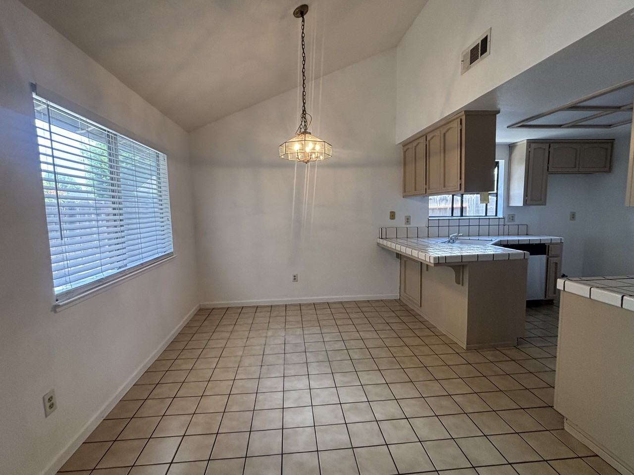 5208 Maximillian Dr #1 - Photo 4 of 18