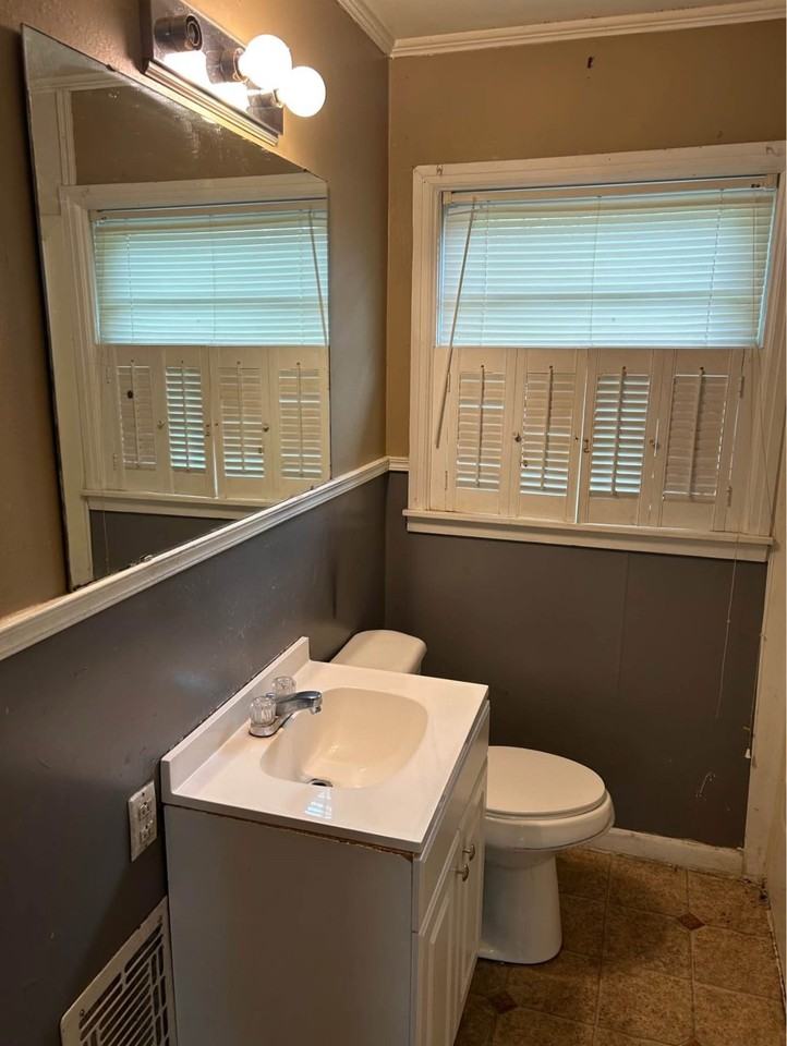 2303 Rasberry St #1 - Photo 5 of 6