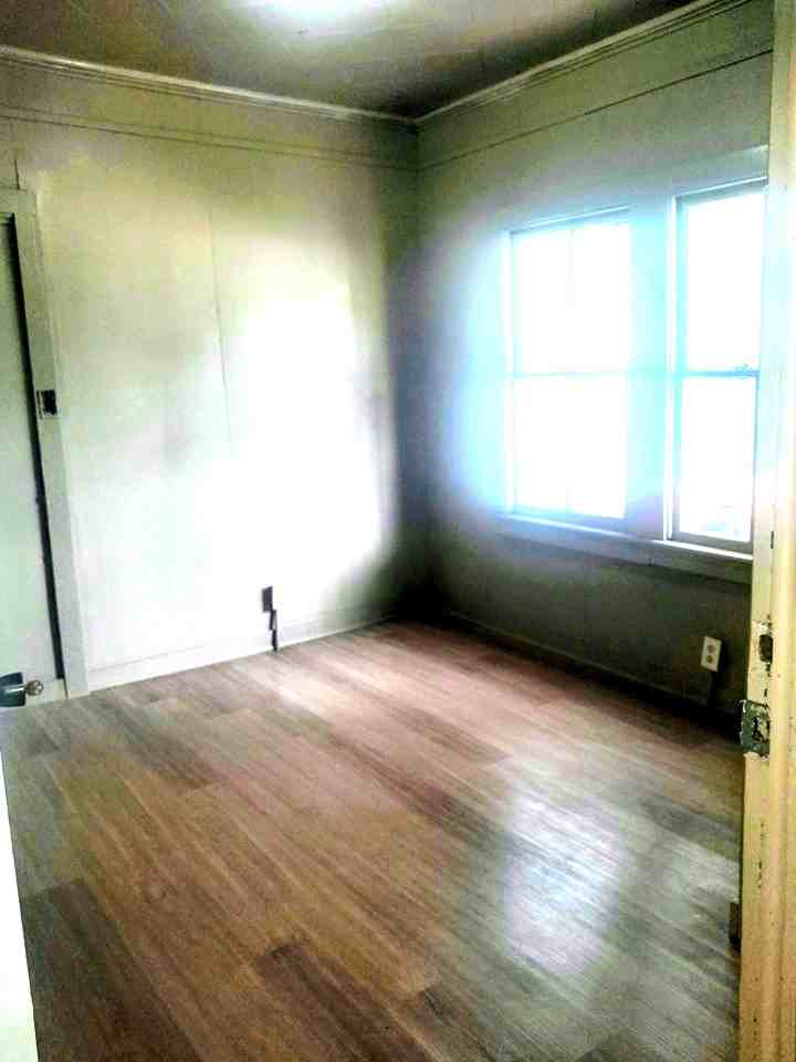 1002 Louisiana Ave #1 - Photo 4 of 17