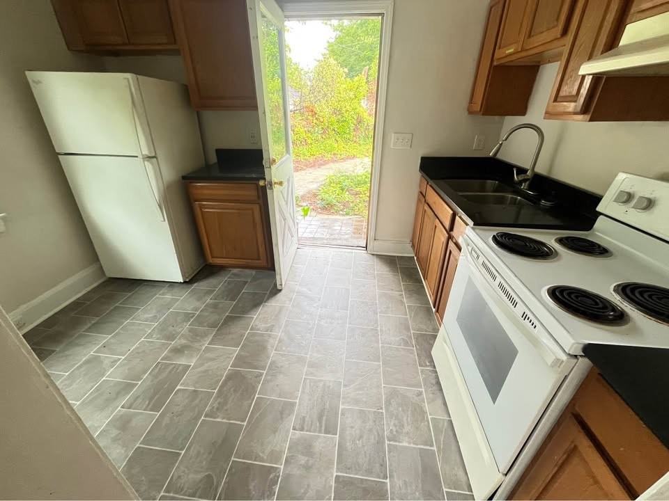 120 Brookland Cir #0 - Photo 3 of 12