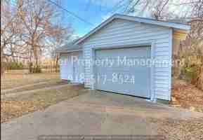 featured image of 224 E Zion Pl