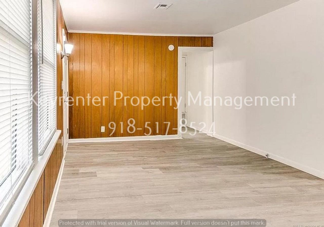 224 E Zion Pl - Photo 3 of 16
