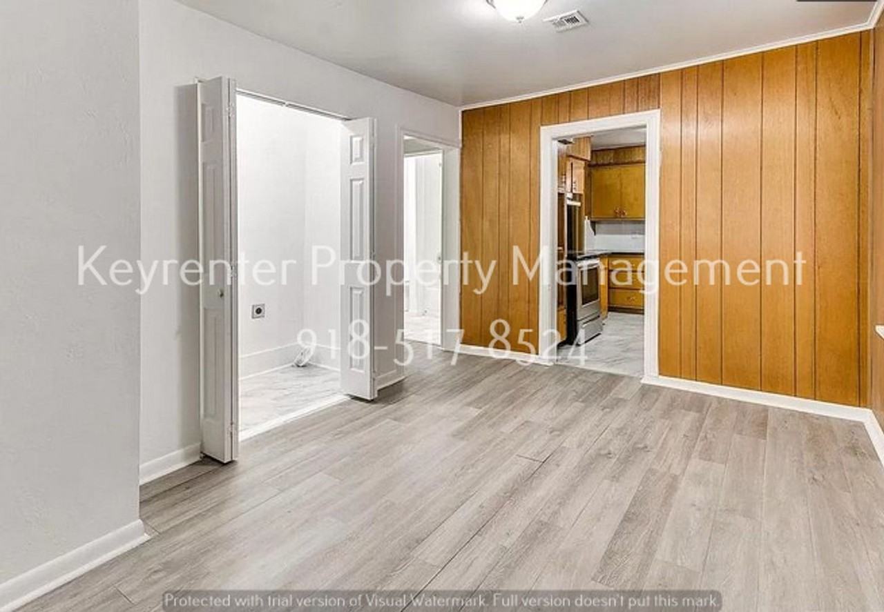 224 E Zion Pl - Photo 4 of 16