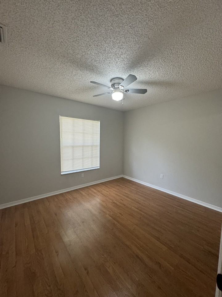 1632 Sw Bascom Ave #1 - Photo 7 of 15