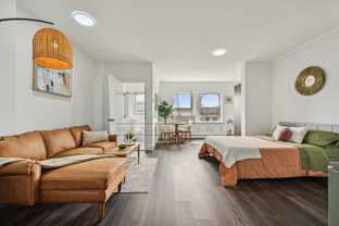 1555 W Hollywood Ave #306 - Photo 1 of 1