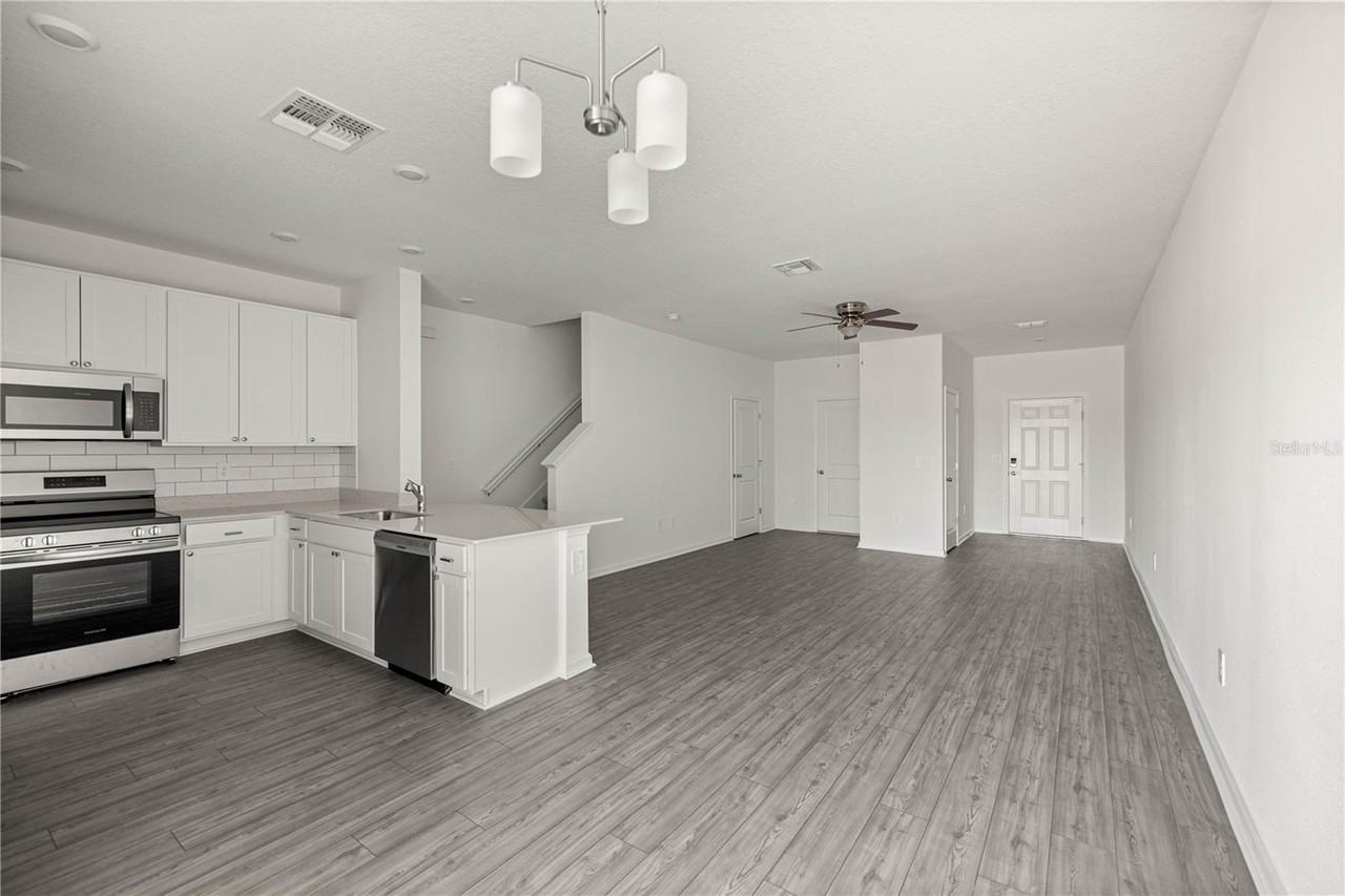 4929 Sw 81st St #1 - Photo 7 of 17