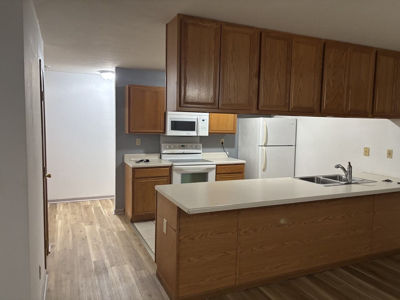 7302 Shillington Dr #7302ULW - Photo 4 of 10