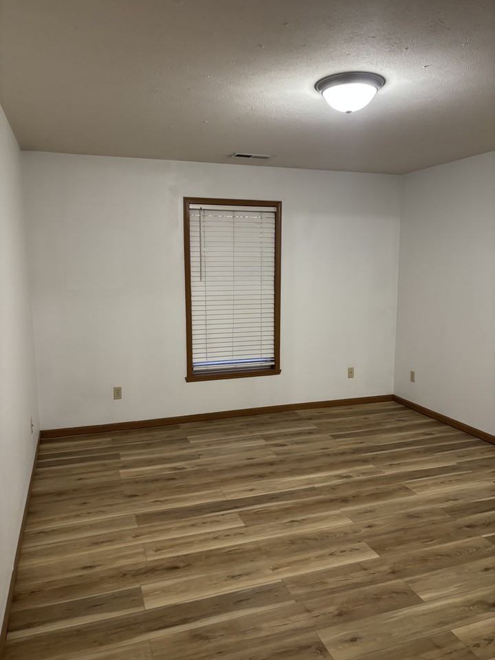 7302 Shillington Dr #7302ULW - Photo 6 of 10