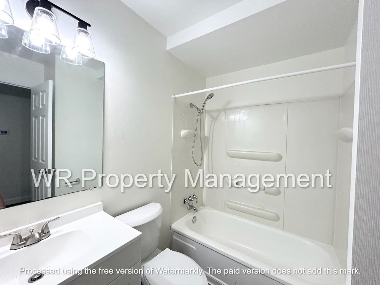 7076 Middlebury Dr - Photo 5 of 11