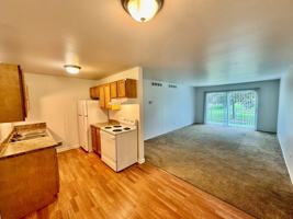 featured image of 2756 Golfside Dr