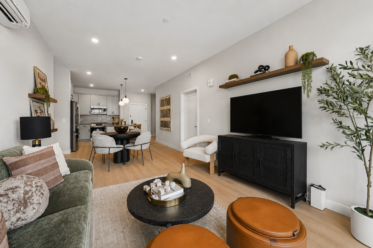 OneWest Apartments - Photo 6 of 31