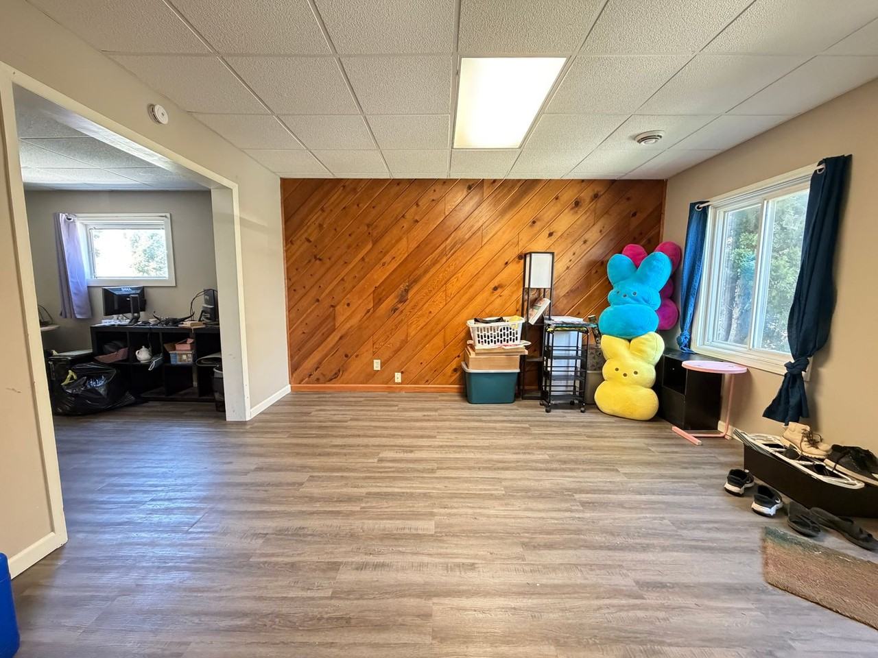 1701 Baxter Ave - Photo 4 of 26