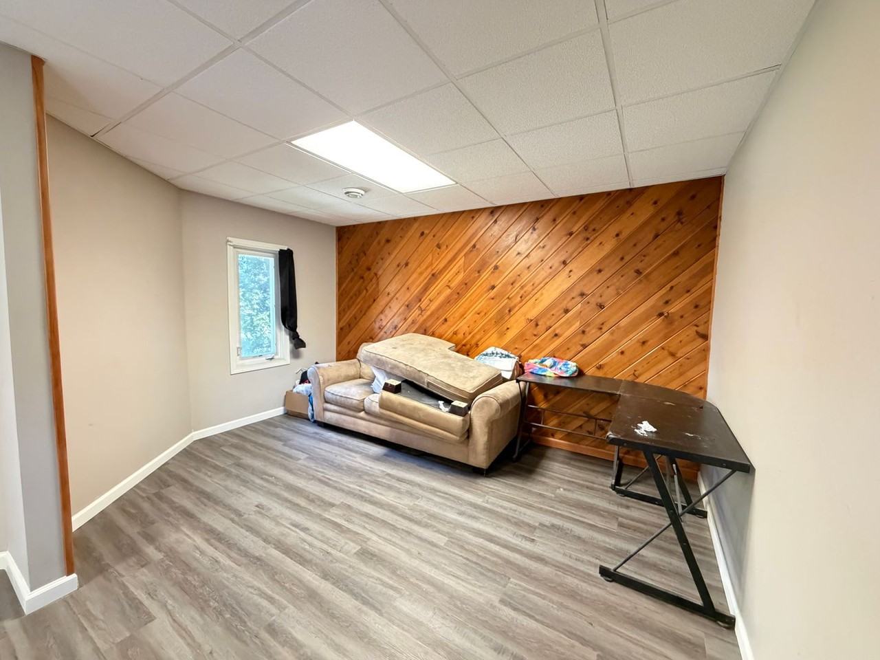 1701 Baxter Ave - Photo 6 of 26