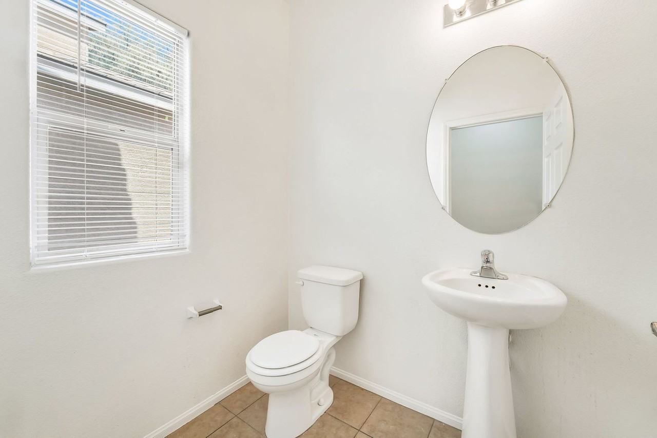 6749 Prairie Dusk Dr - Photo 3 of 22