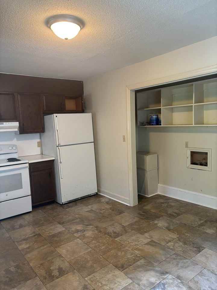 6000 River Rd - Photo 7 of 14