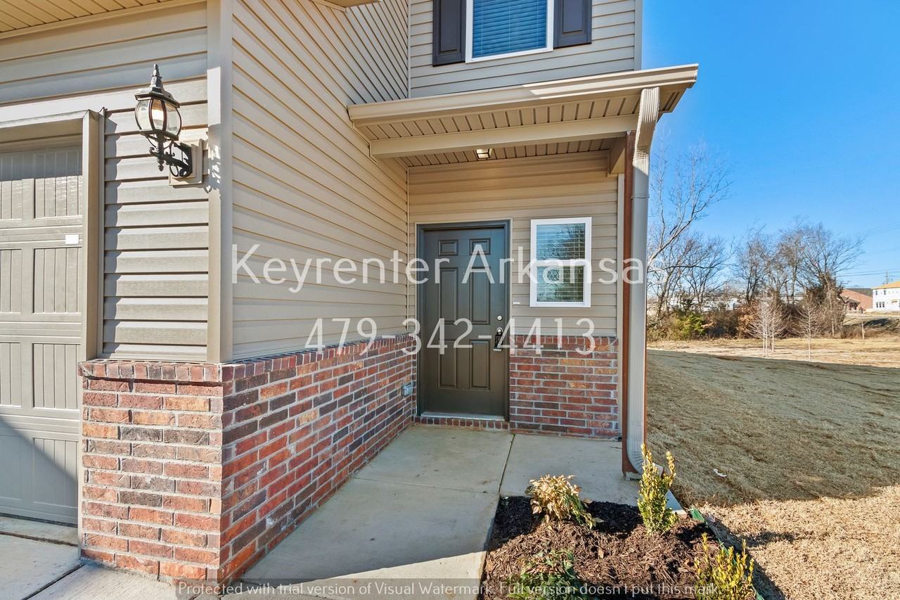 811 E Sparrow Cir - Photo 4 of 29