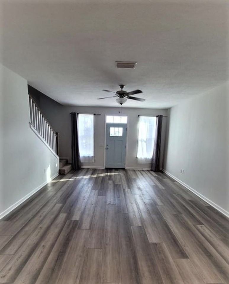5817 Jasmine Ct - Photo 3 of 21